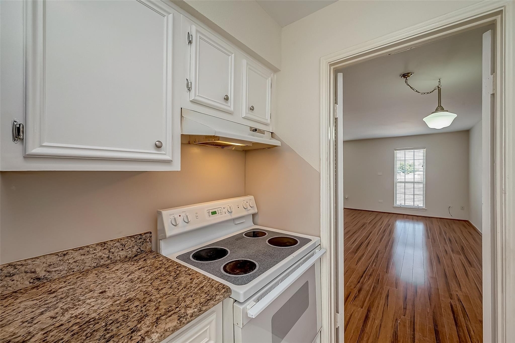 6402 Del Monte Drive - Photo 6