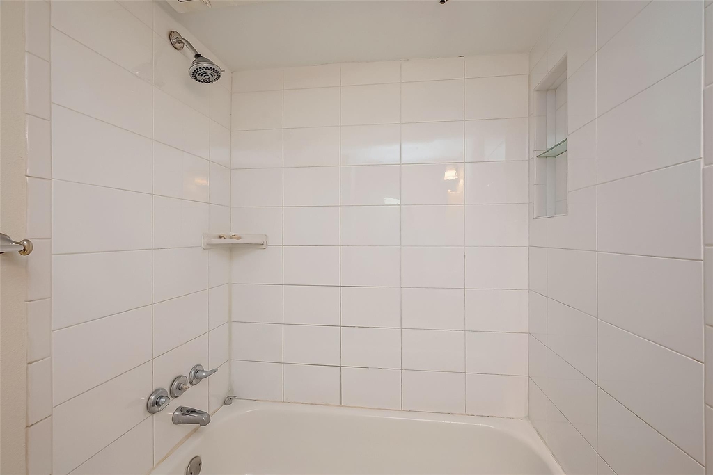 6402 Del Monte Drive - Photo 17