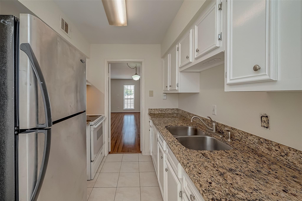 6402 Del Monte Drive - Photo 8