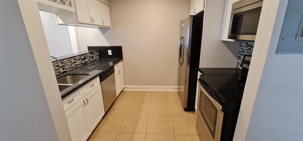 3300 Yorktown Street - Photo 1