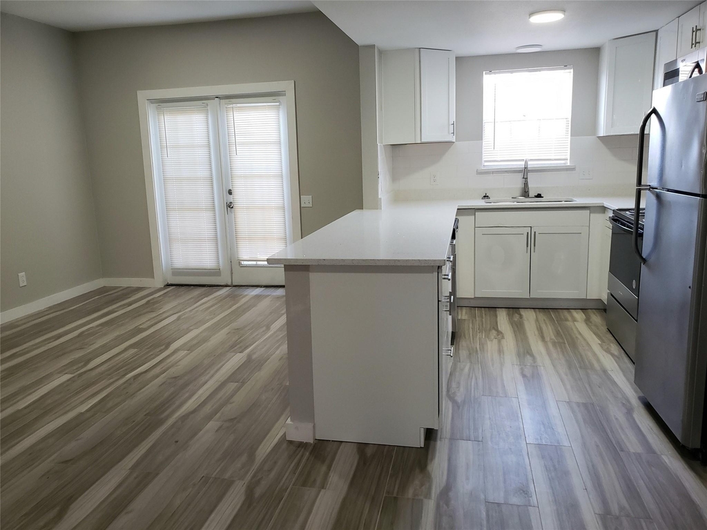 11710 Southlake Drive - Photo 5