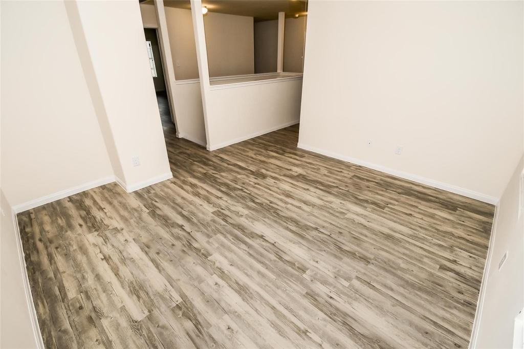 2615 Verano Drive - Photo 6
