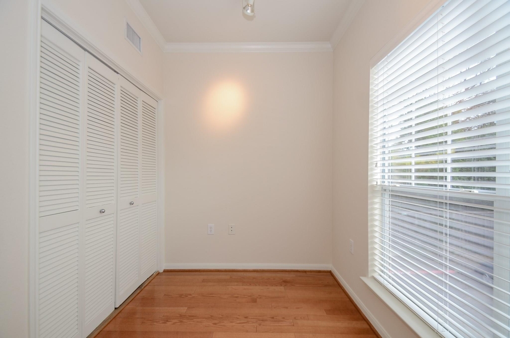 9200 Westheimer Road - Photo 19