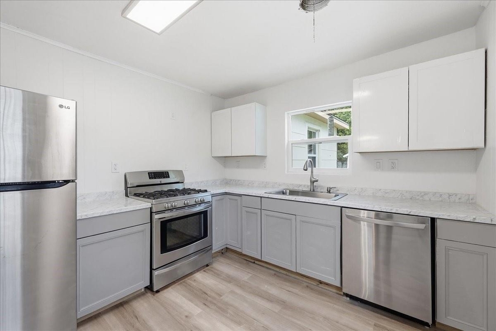 519 S 13th Street - Photo 4