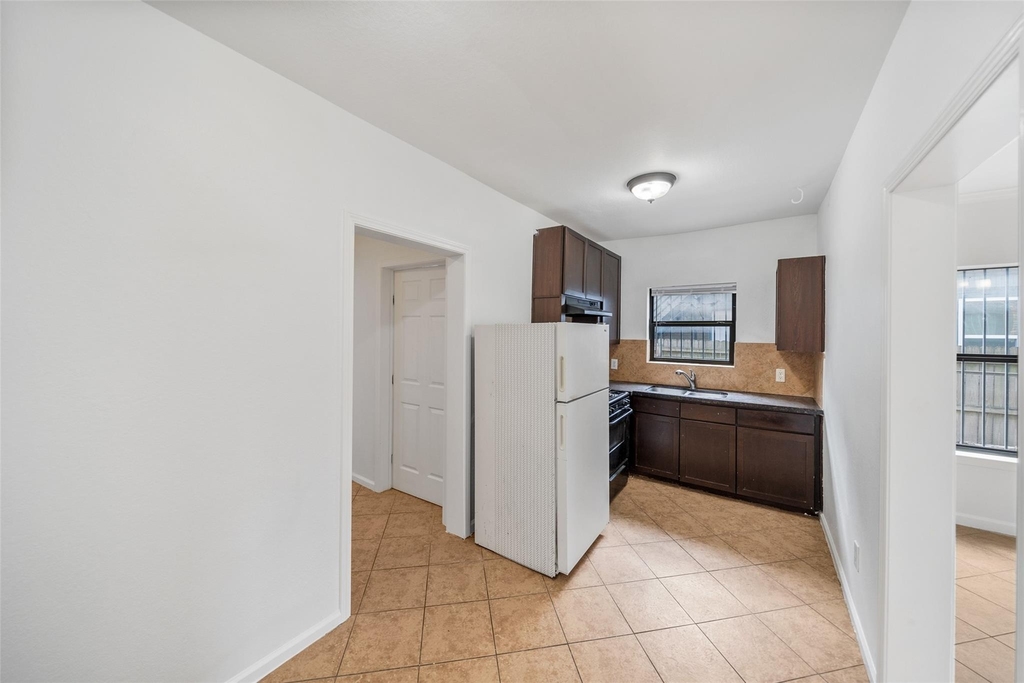 406 Quitman Street - Photo 10