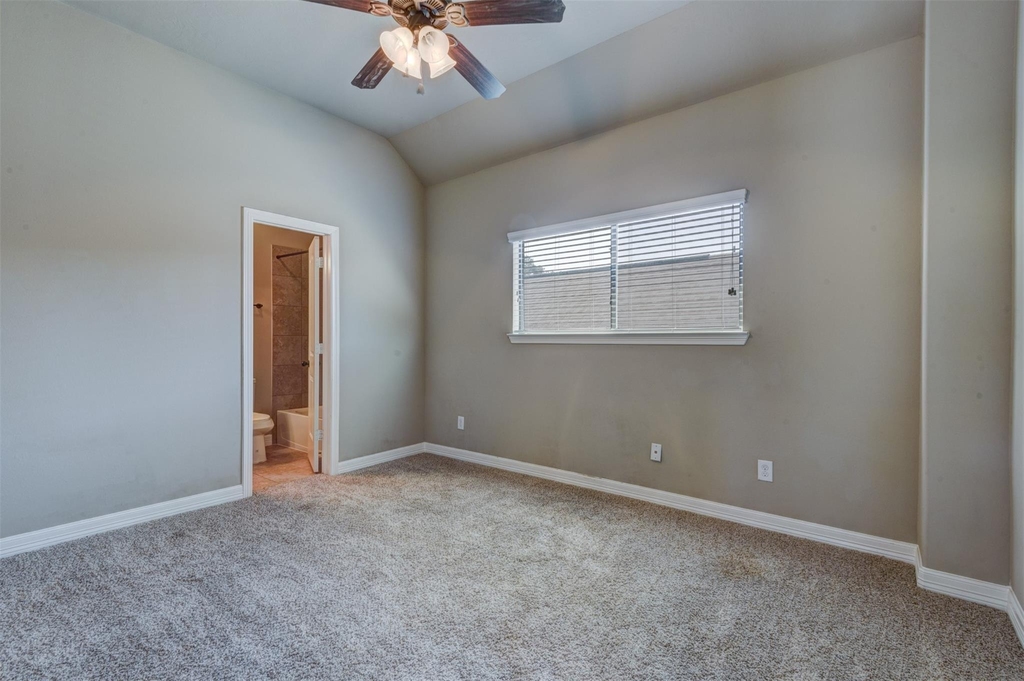 25151 Alina Lane - Photo 17
