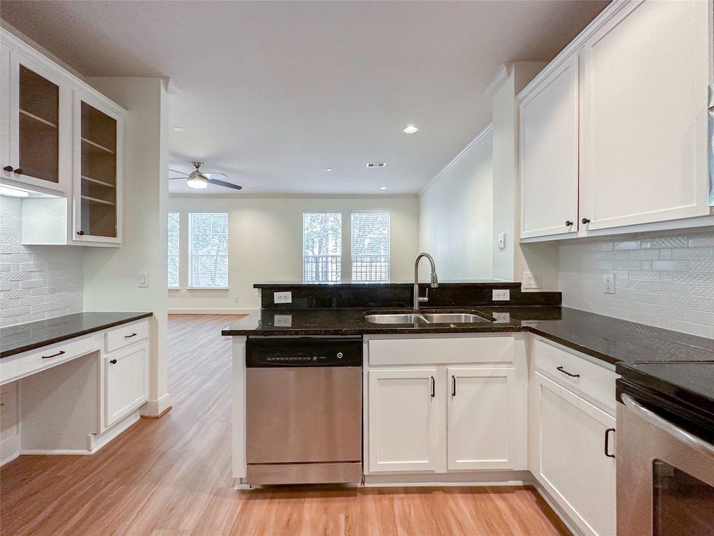 3001 Murworth Drive - Photo 5