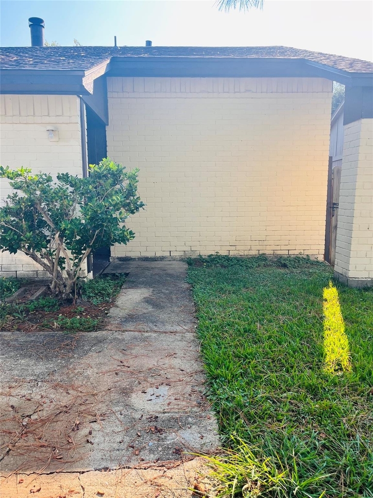 16633 Gold Ridge Lane - Photo 1
