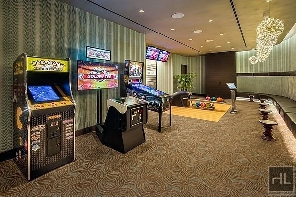 10th Avenue - Photo 10