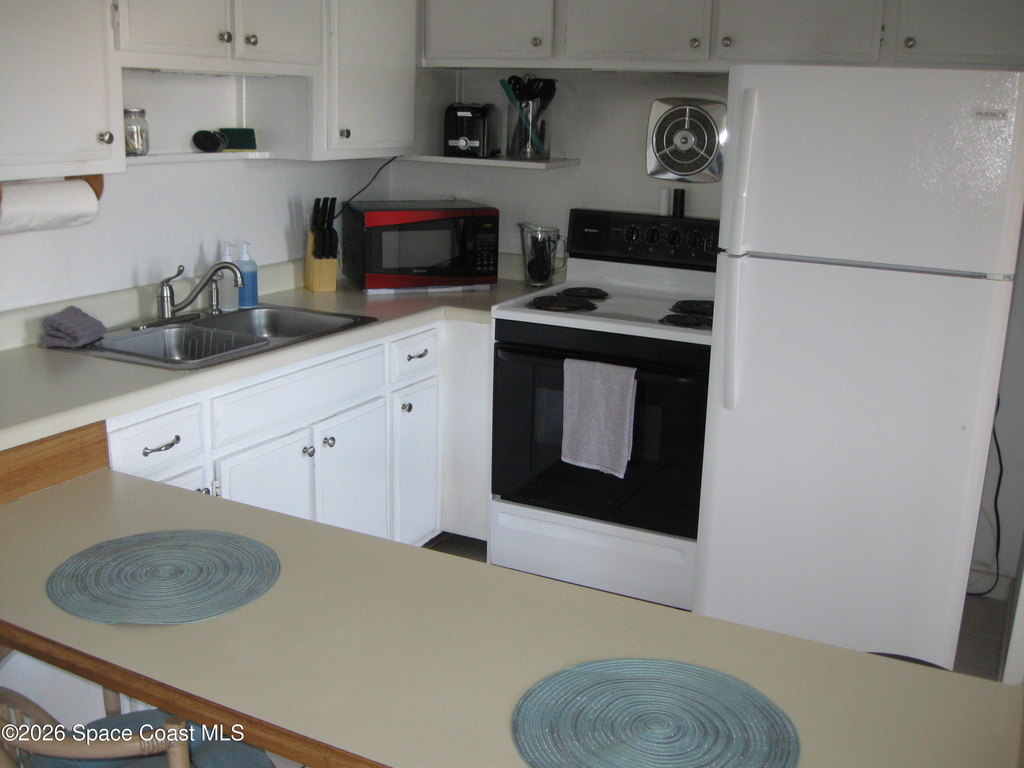 3150 N Atlantic Avenue - Photo 4