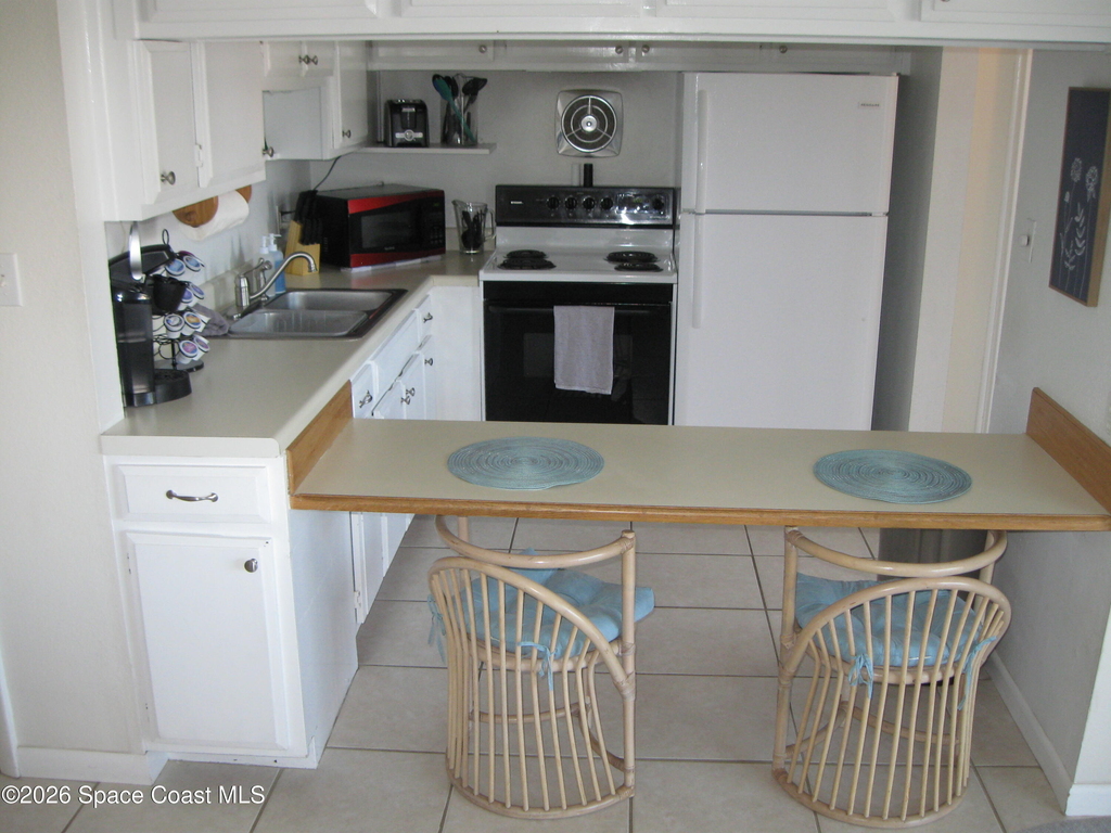3150 N Atlantic Avenue - Photo 5