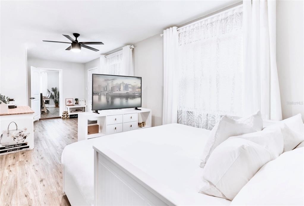 6220 Interbay - Photo 6