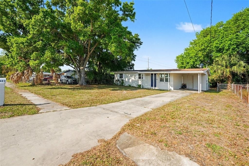 4923 S 82nd Street - Photo 3