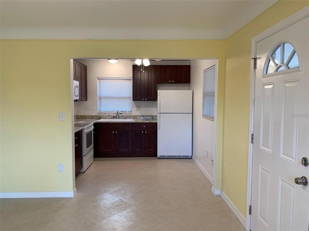 313 N Jupiter Avenue - Photo 4