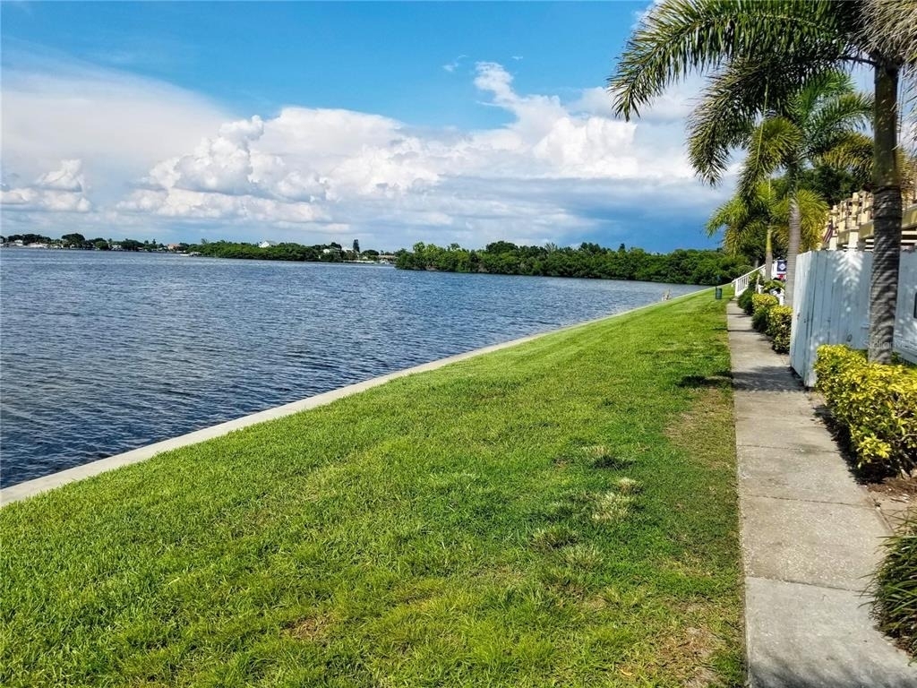 169 Pompano Drive Se - Photo 21