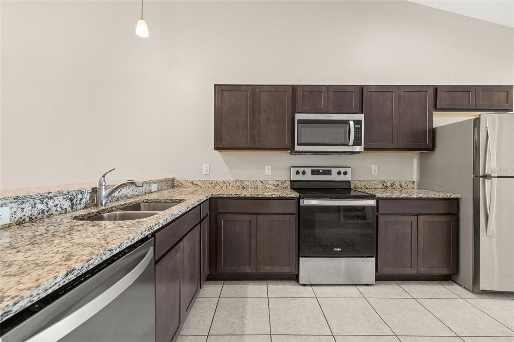 284 Reese Court - Photo 10