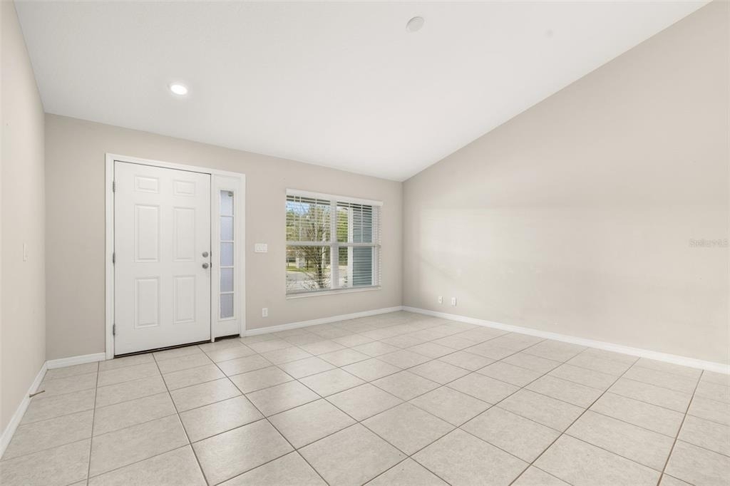 284 Reese Court - Photo 3