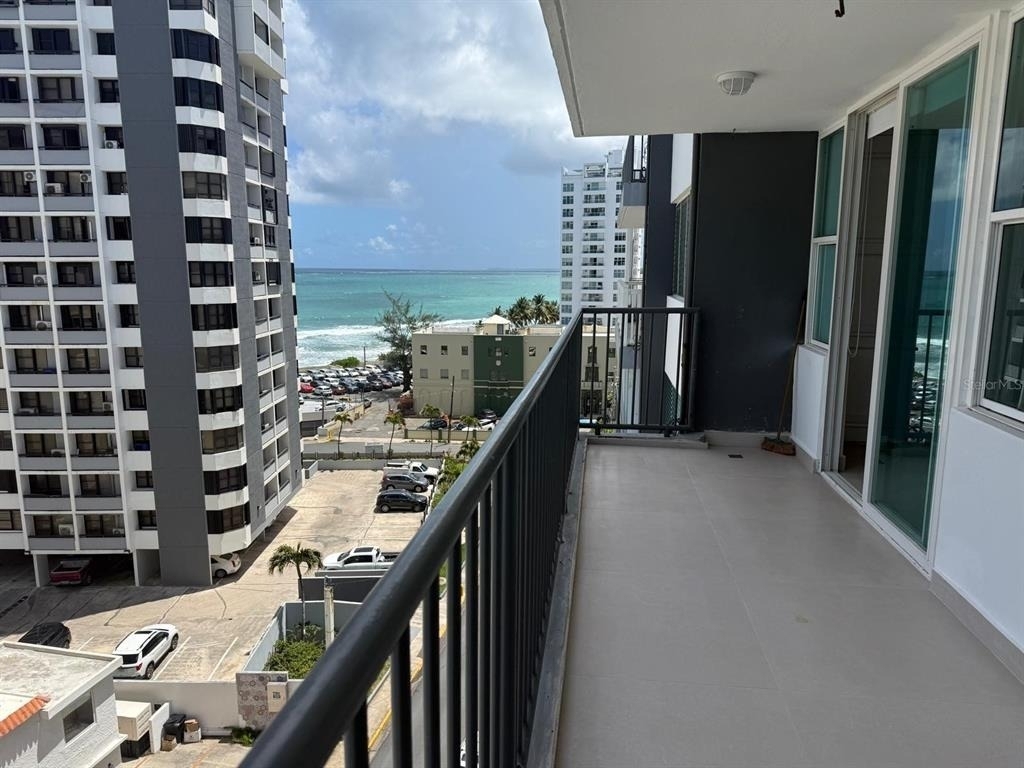 404 Constitucion Avenue - Photo 16