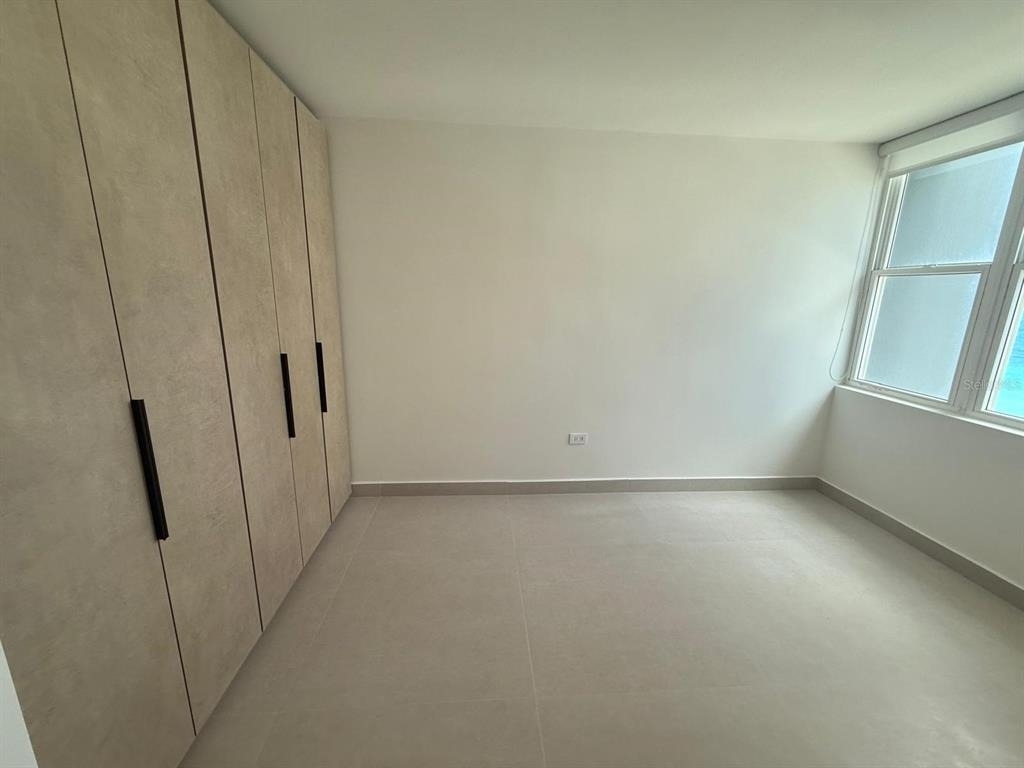 404 Constitucion Avenue - Photo 10