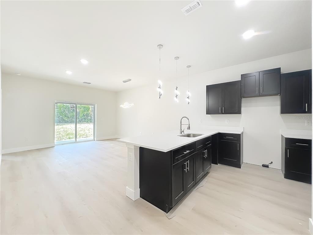 356 W 4th Street - Photo 8
