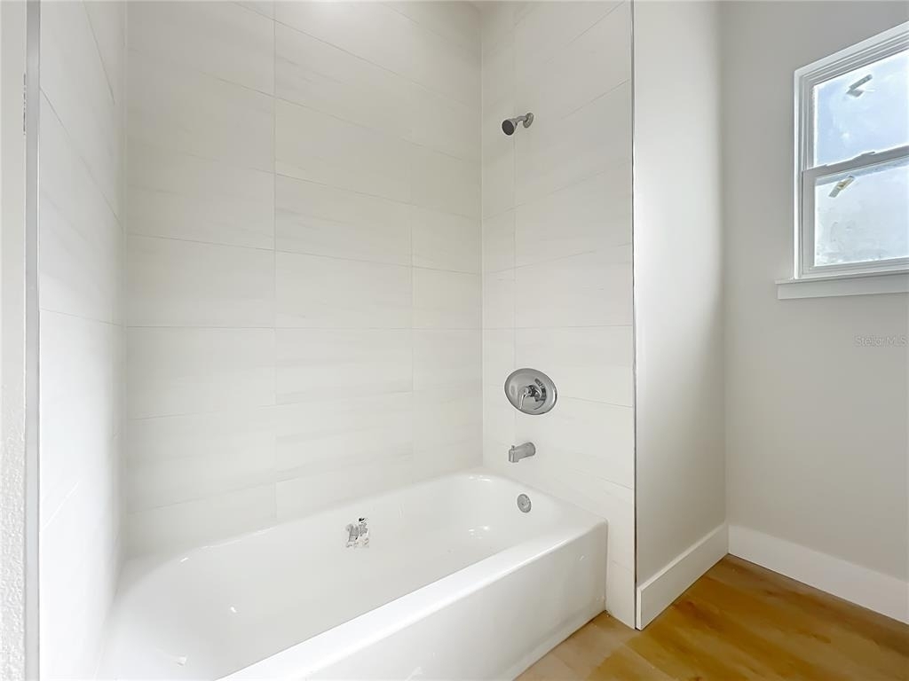 356 W 4th Street - Photo 22