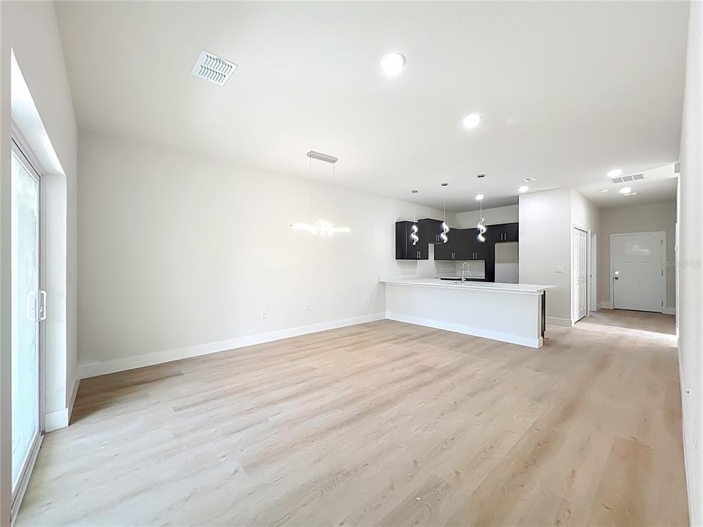 356 W 4th Street - Photo 16