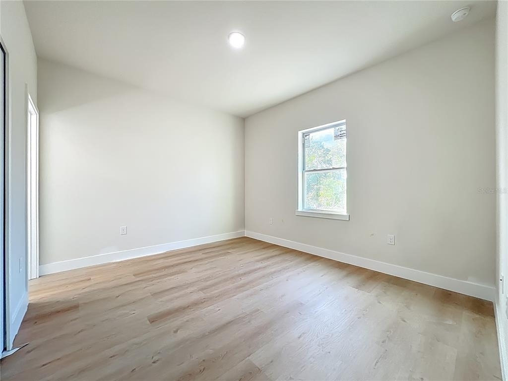 356 W 4th Street - Photo 25