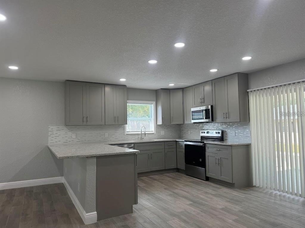 1916 Verano Drive - Photo 5