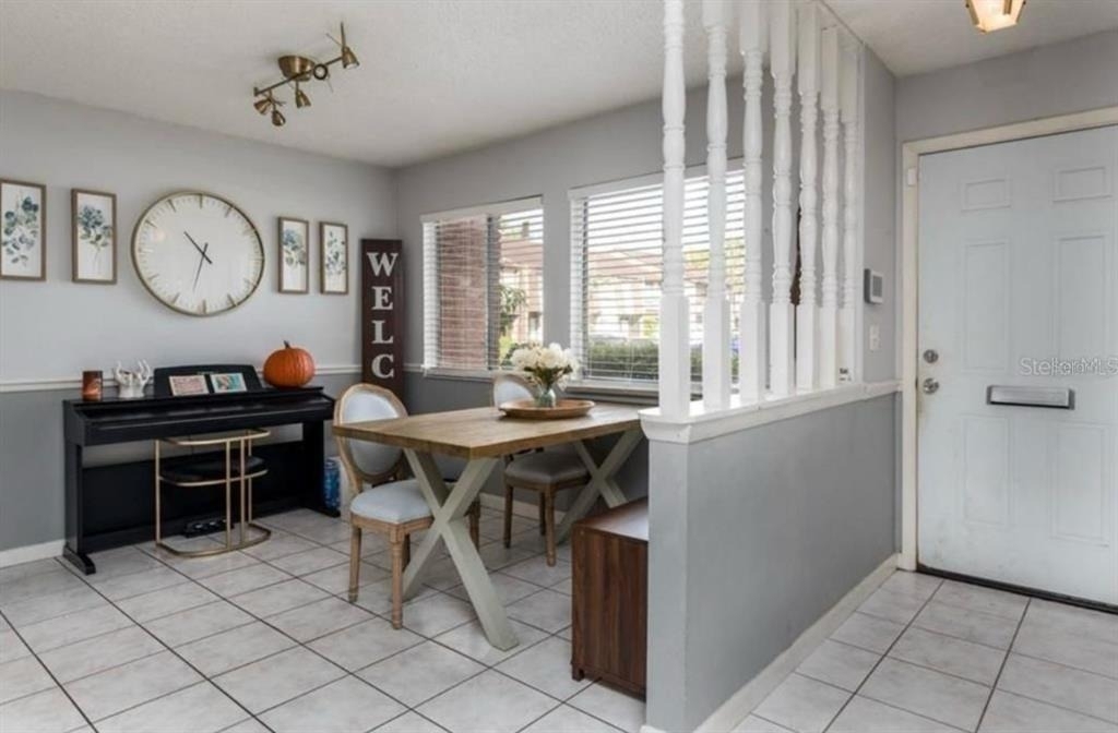 2342 Huntington Green Court - Photo 5