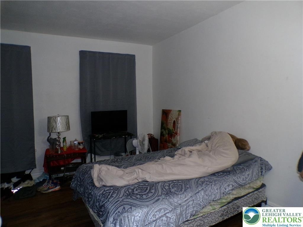 111 Ridge Avenue - Photo 6