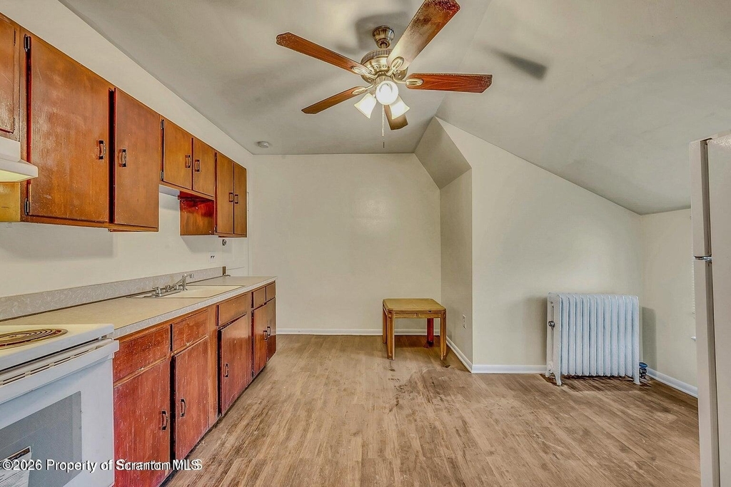 402 Scott Street - Photo 12