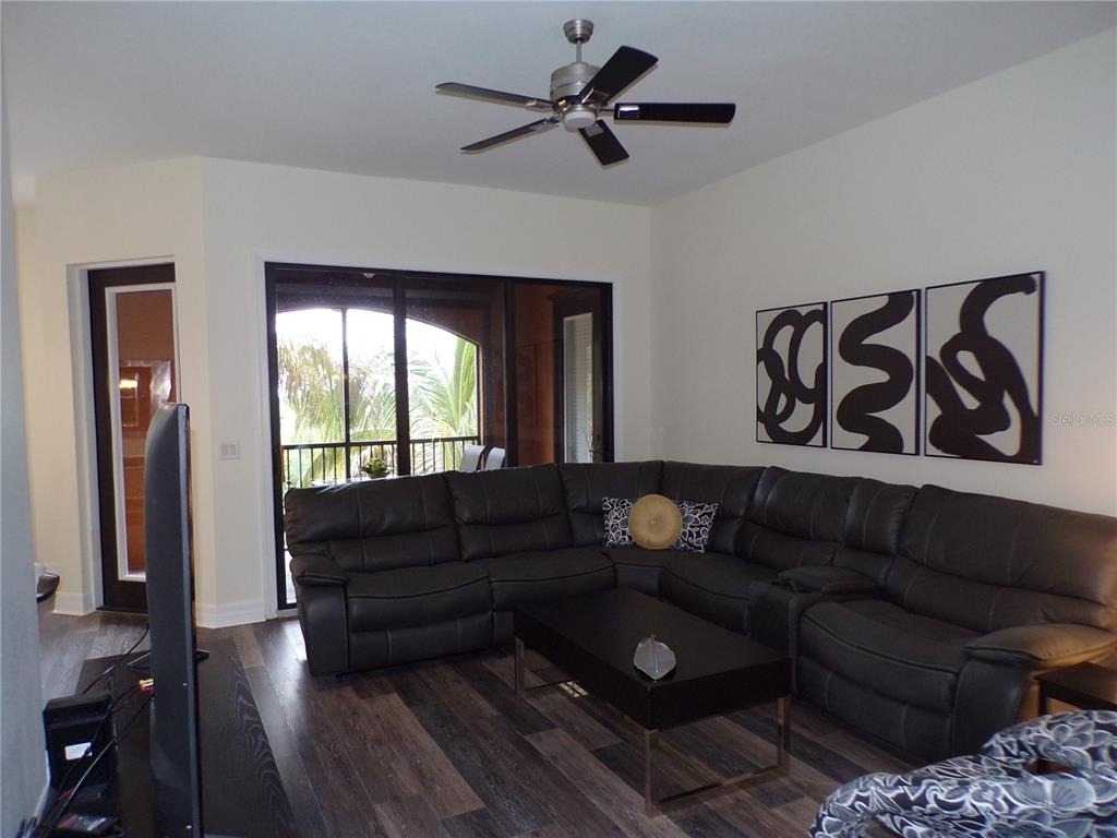 98 Vivante Boulevard - Photo 5