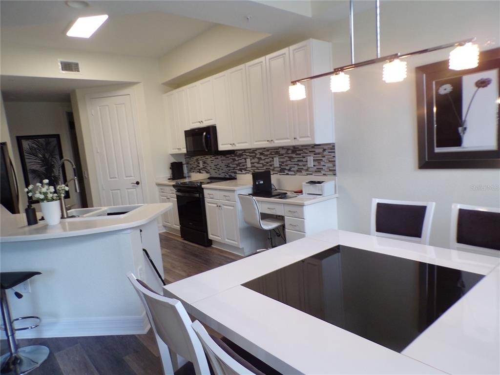 98 Vivante Boulevard - Photo 3
