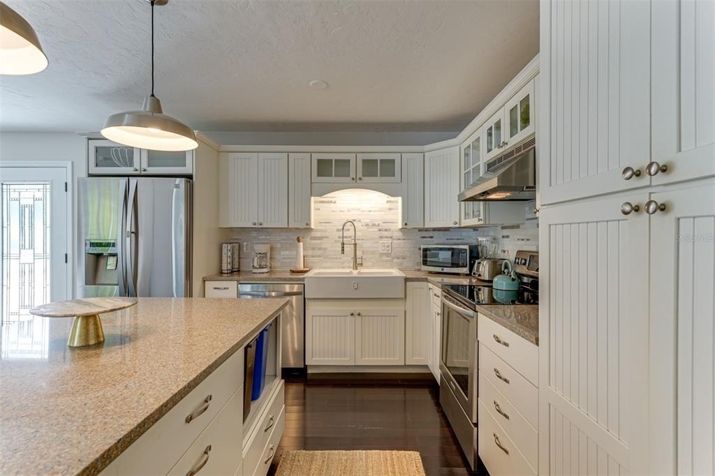 2363 Milford Circle - Photo 6