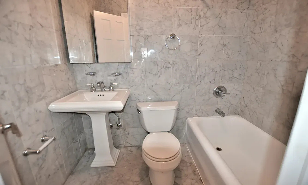 166 2nd Avenue - Photo 4