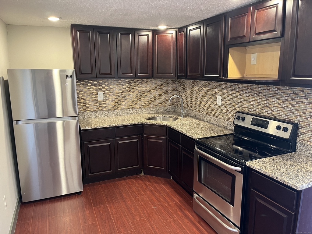 32 Cook Avenue - Photo 1