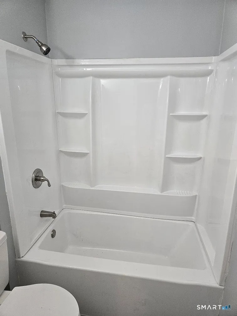 88 Walnut Street - Photo 5