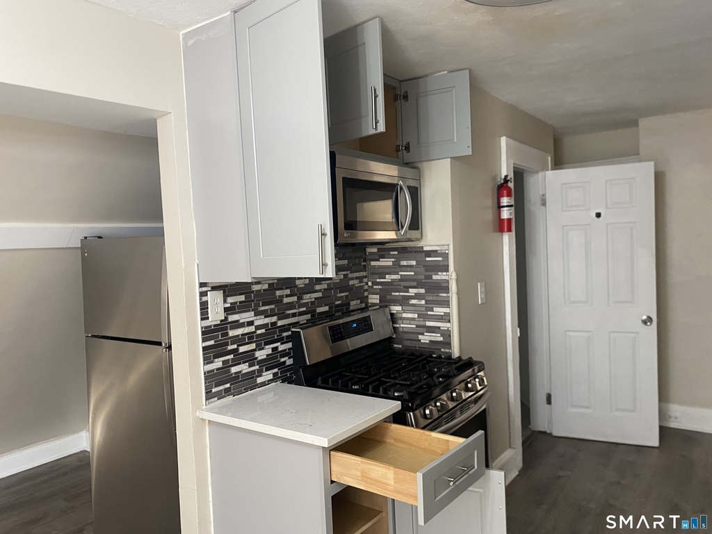 454 Summit Street - Photo 1
