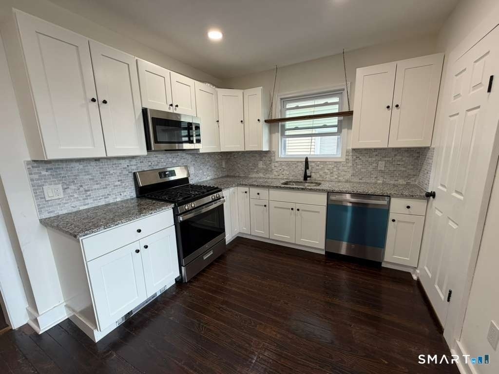 33 Marion Street - Photo 2