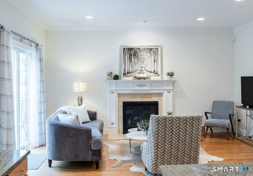 175 Alvin Street - Photo 3