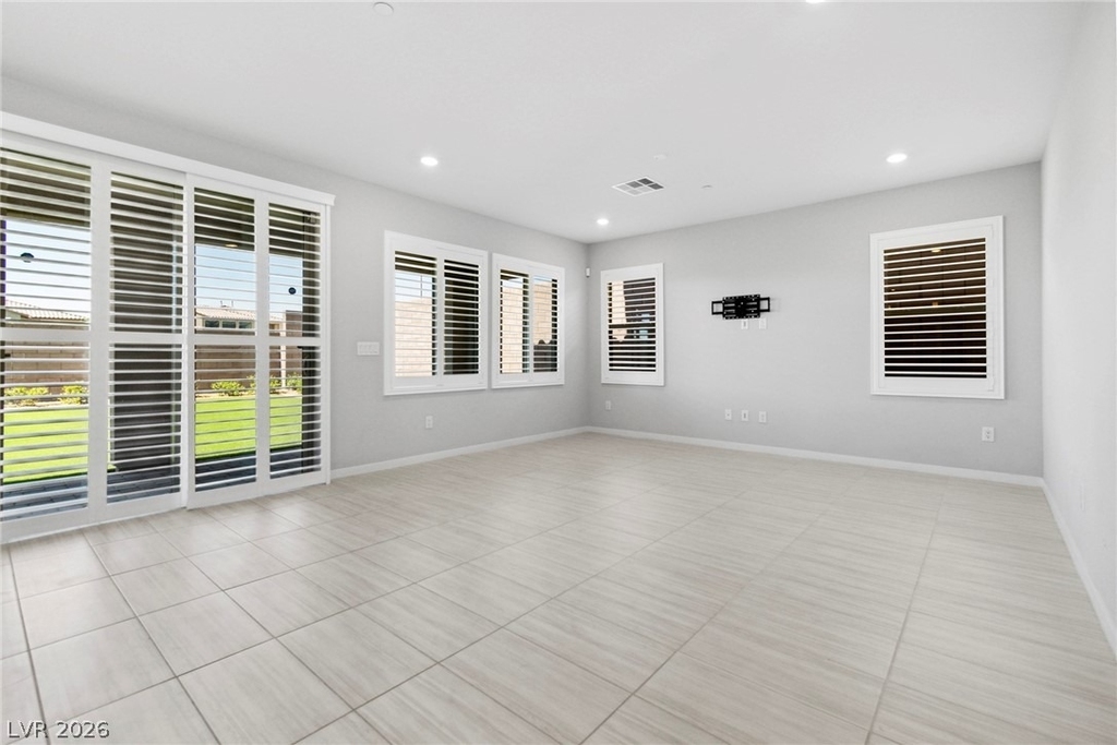 12089 Arrebol Avenue - Photo 5