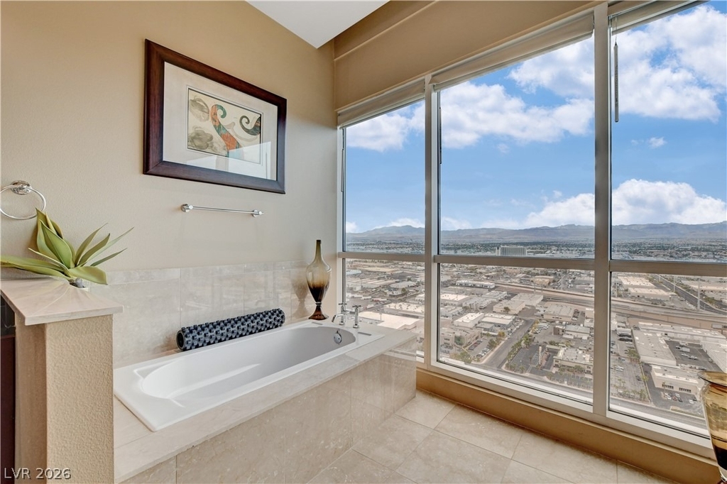 4575 Dean Martin Drive - Photo 19