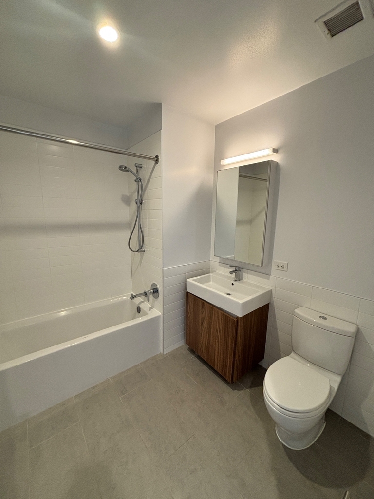 24th Street, Long Island City, NY 11101 - Photo 6