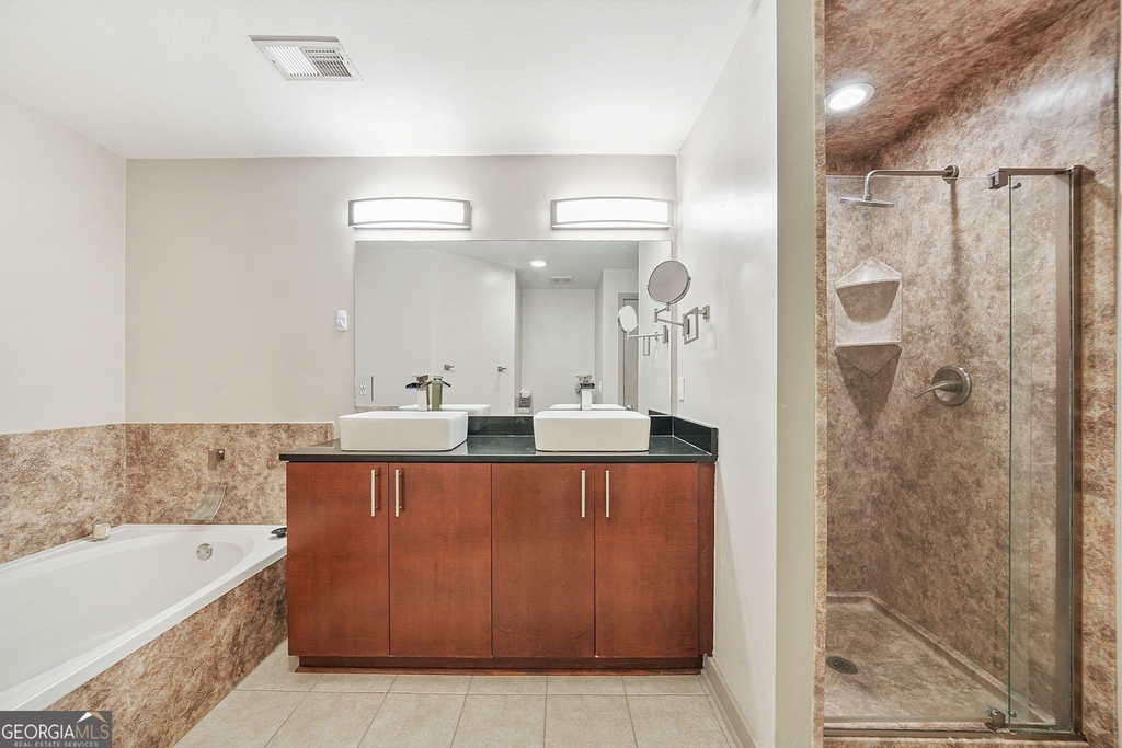 390 17th Street Nw - Photo 23