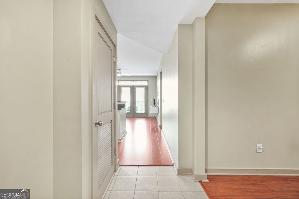 390 17th Street Nw - Photo 9