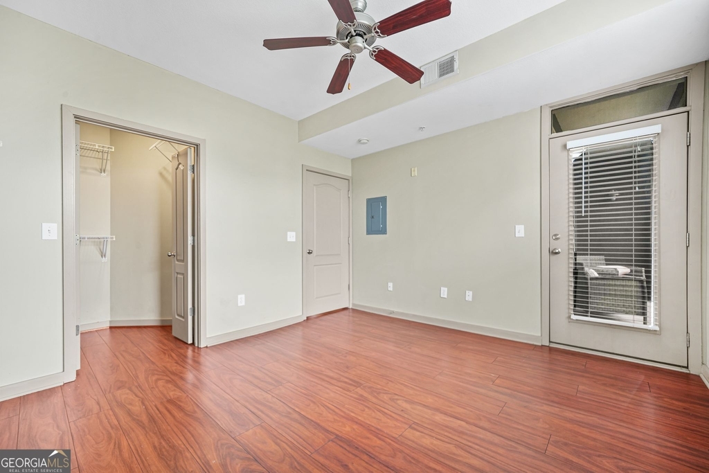 390 17th Street Nw - Photo 21