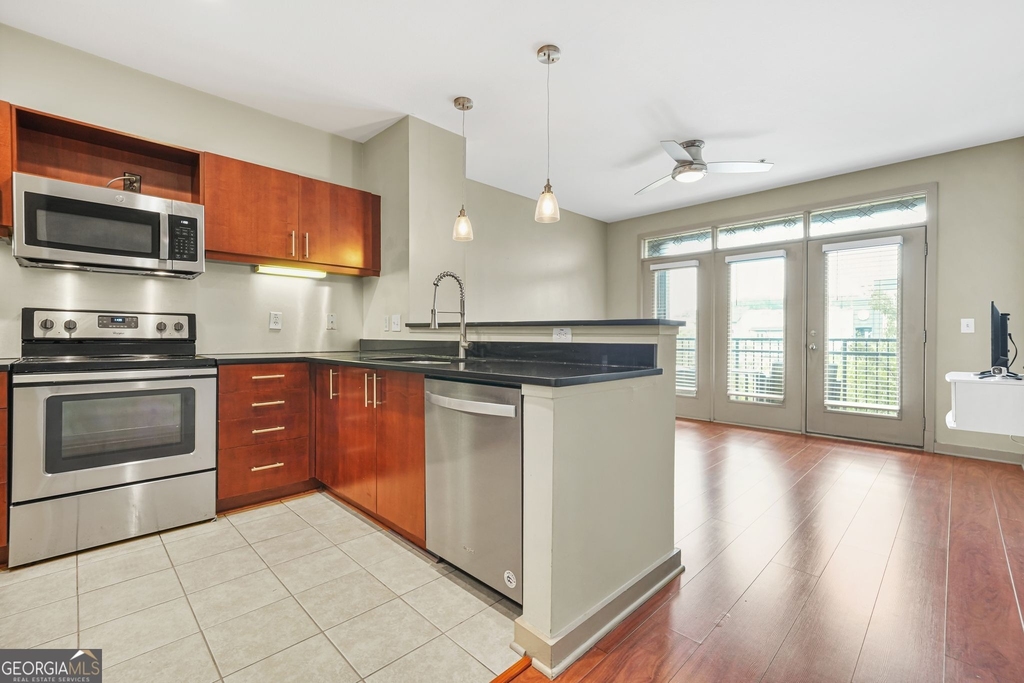 390 17th Street Nw - Photo 10