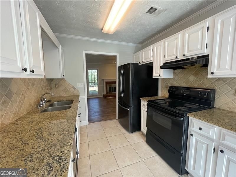 2930 Governors Court - Photo 2