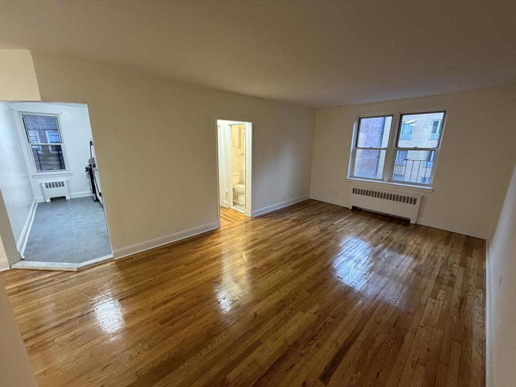 143-23 Barclay Avenue - Photo 0