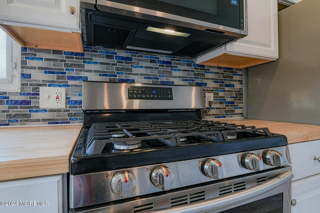 35 Auburn Street - Photo 15